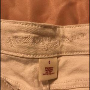 Juniors cropped Capri jeans